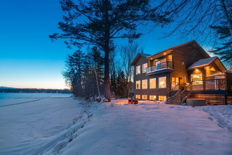 72 Ch De la Baie Rock Island, Brome