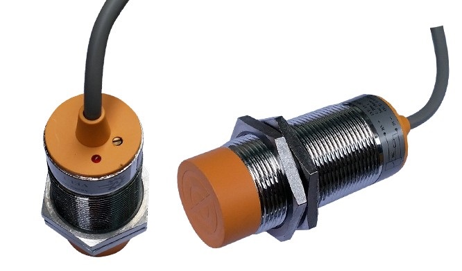 Cảm biến tiệm cận