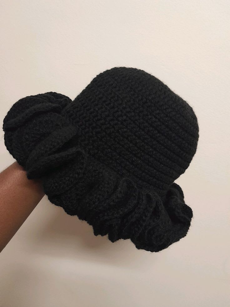 Ruffle hat