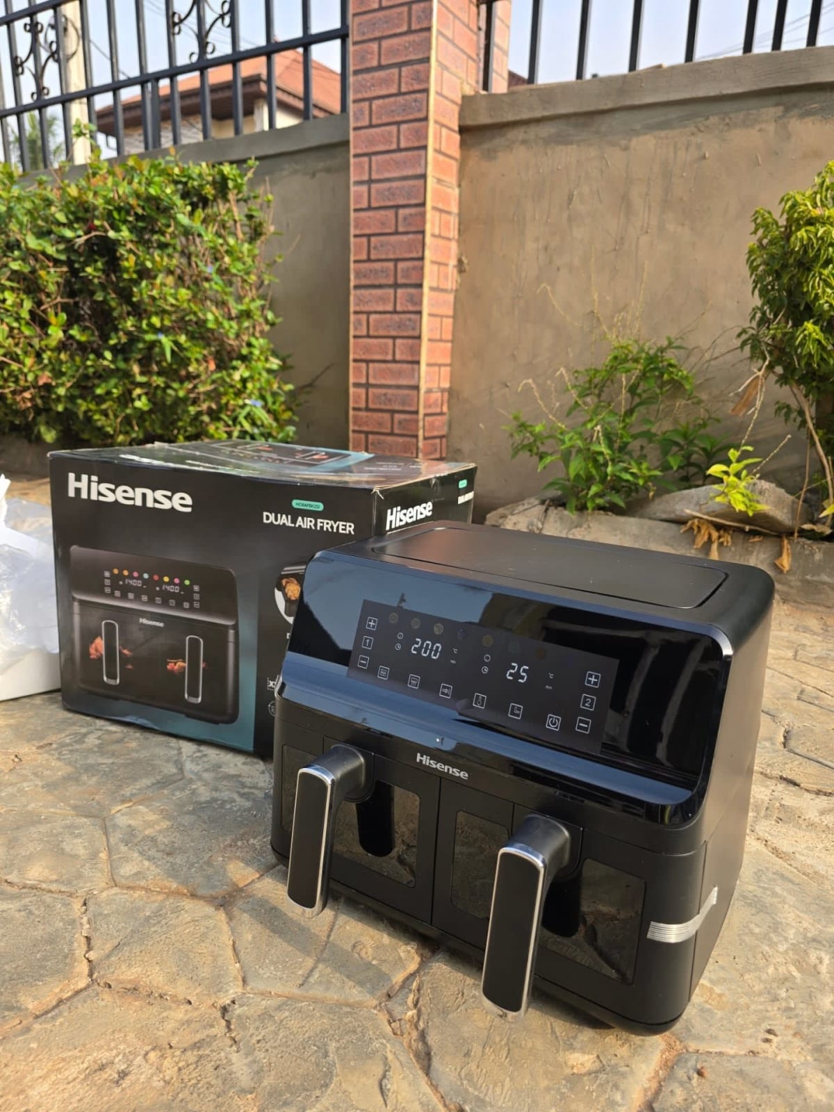 Hisense 8L Dual Basket Touchscreen Air Fryer