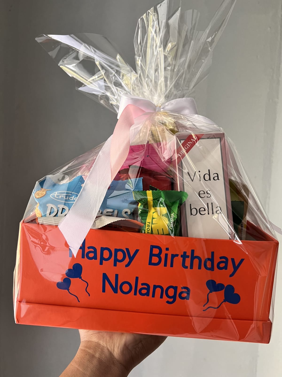 Mini snack hamper
