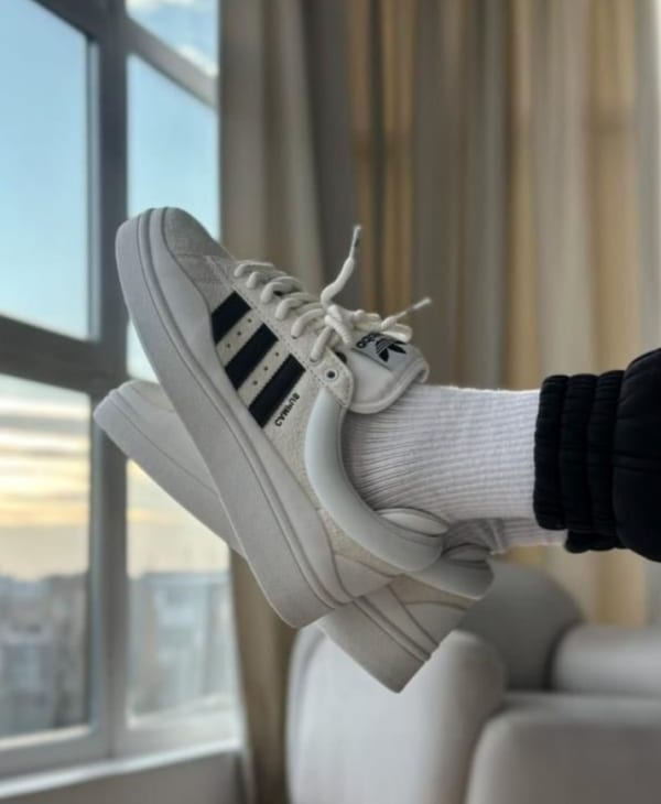 Adidas Campus 00s