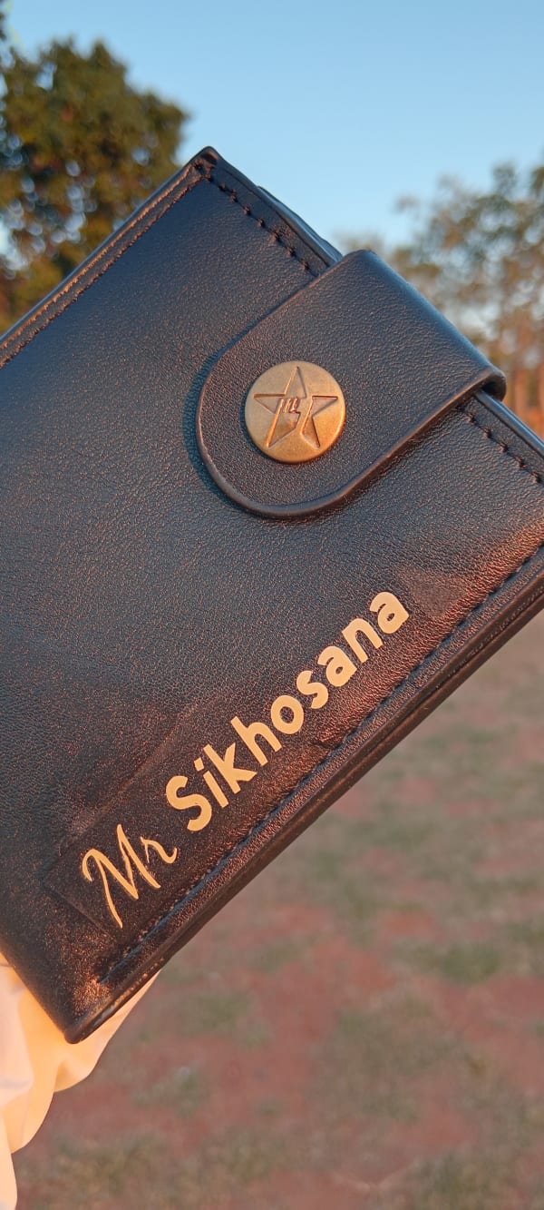 Personalized wallet