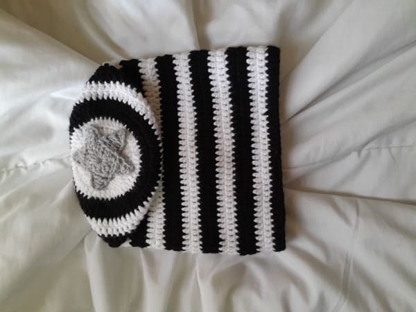 Midnight star crochet beanie