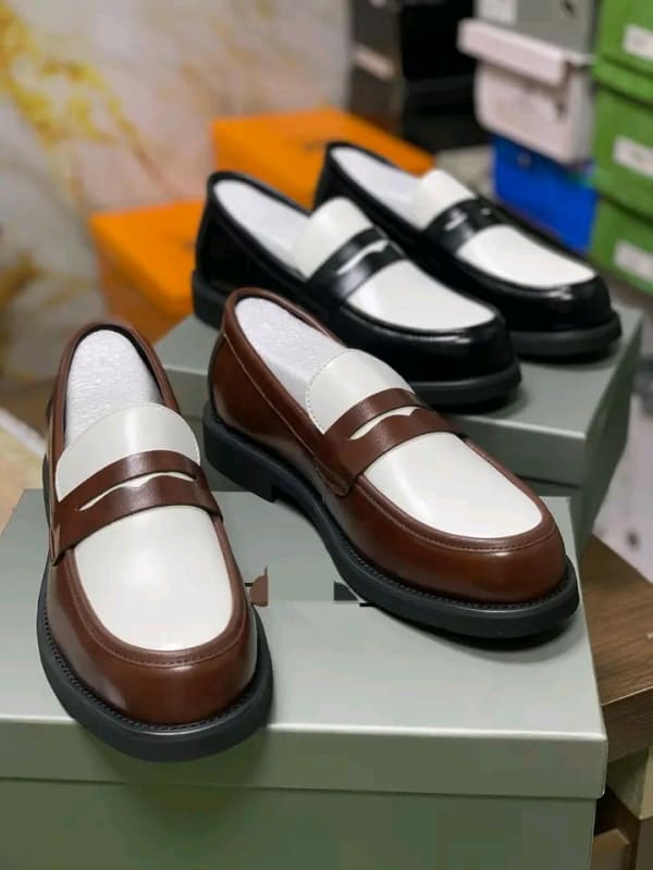 Stylish shoes for men