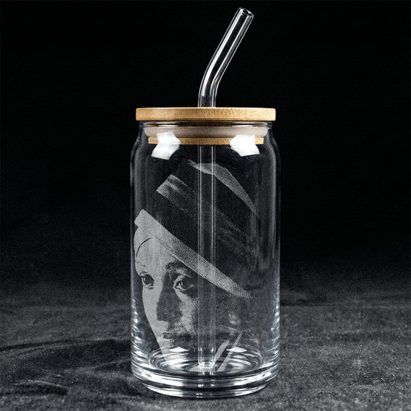 Engraved Cocktail Glass With Bamboo Lid & Straw