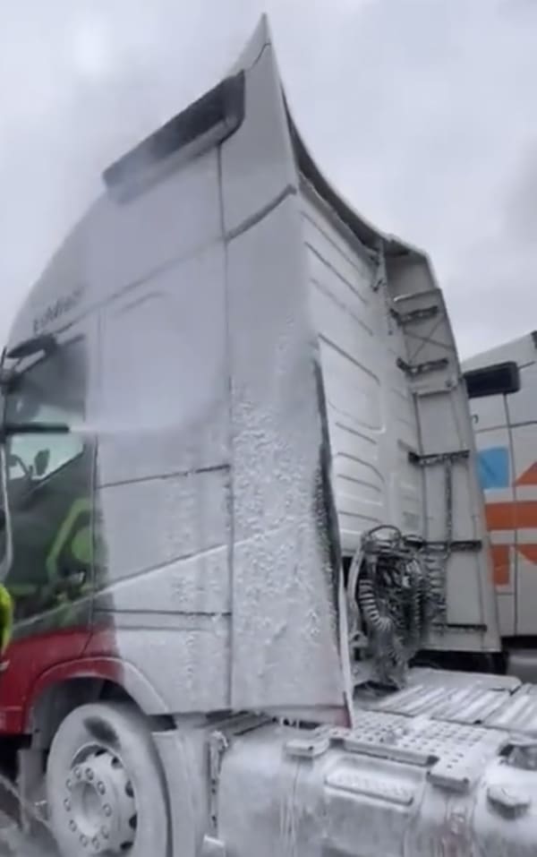 Truck without trailer