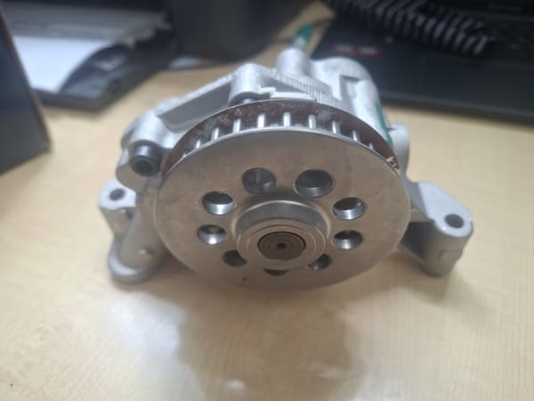 Vw 2L TDI Oil pump