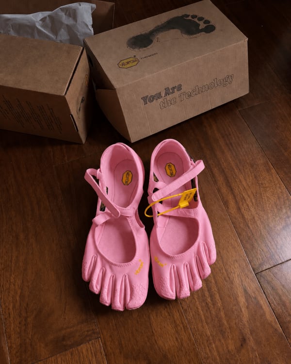 Vibram Five Fingers Pink
