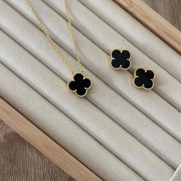 Four clover 2 piece set