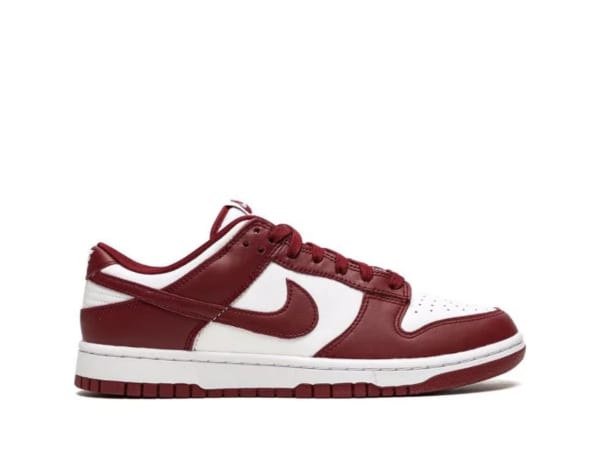Nike SB Dunk Team Red