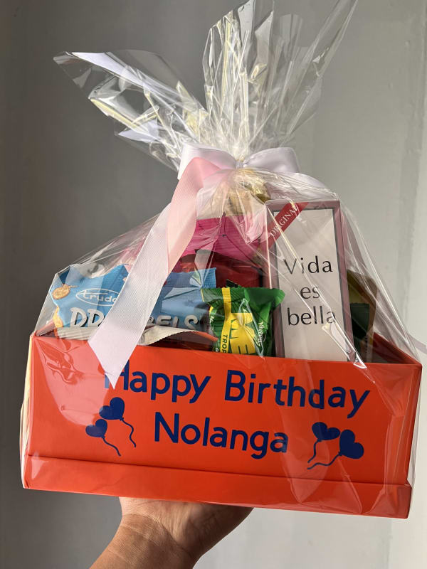 Mini snack hamper