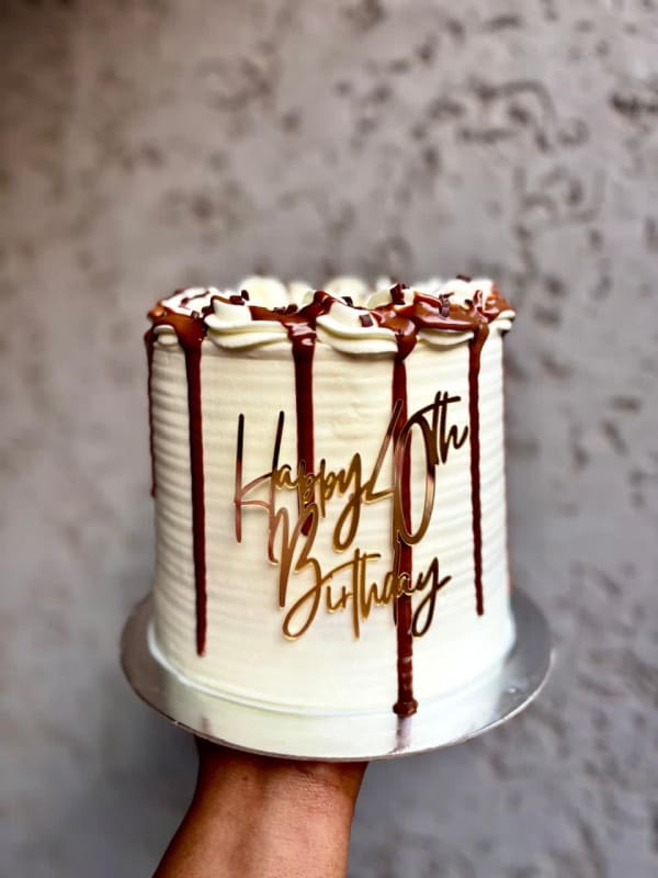 Dessert cake
