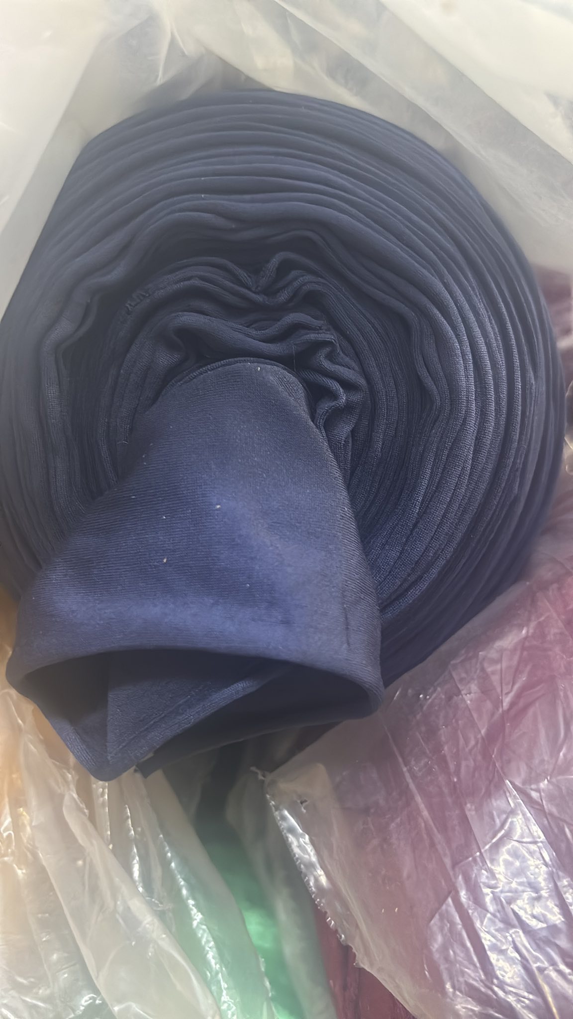 Non waterproof fabric