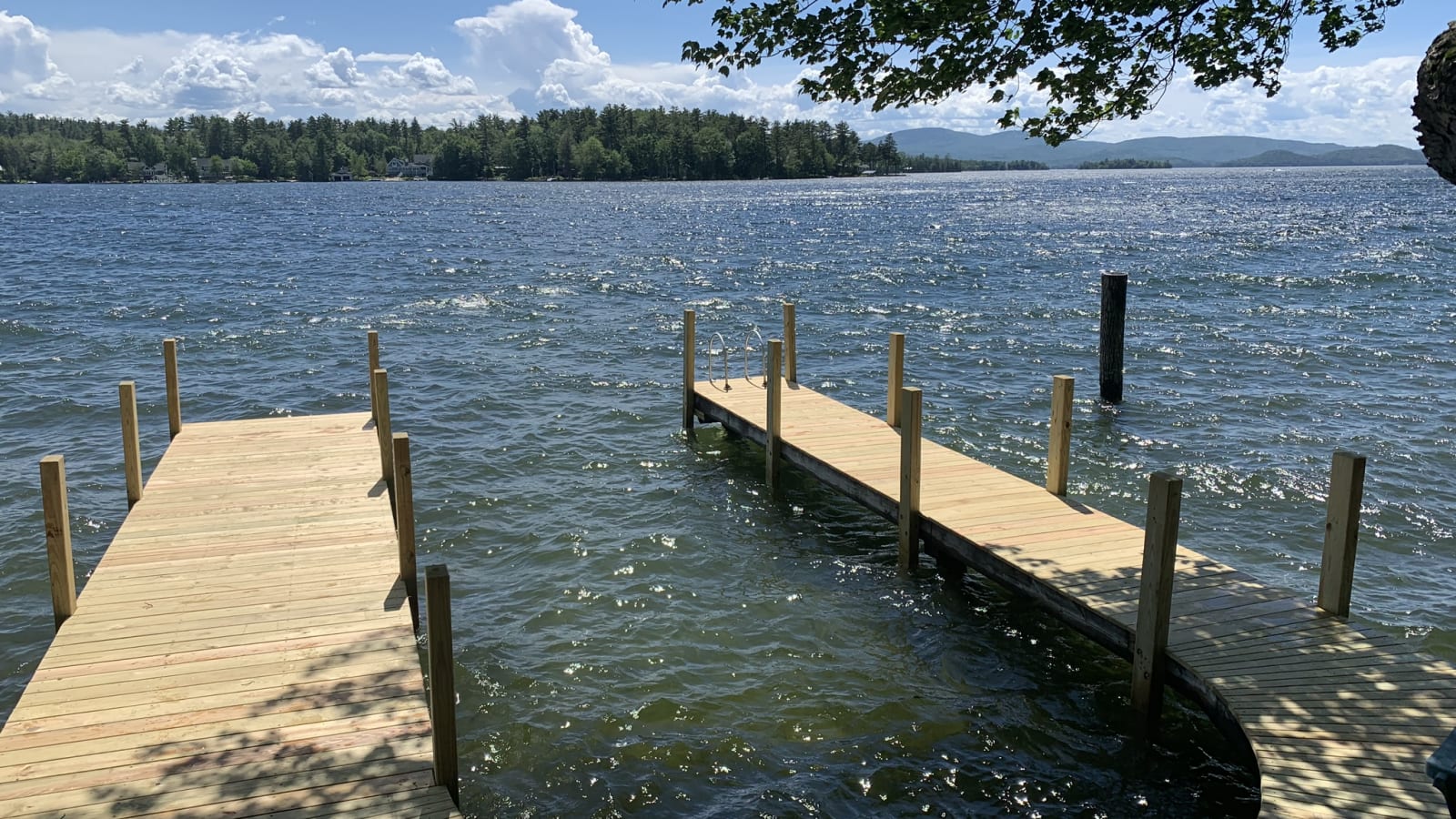 April Sales Show Strong Waterfront Demand Across the Lake