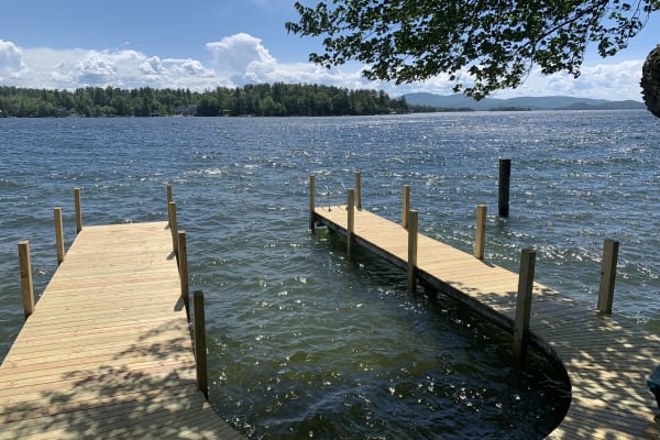April Sales Show Strong Waterfront Demand Across the Lake