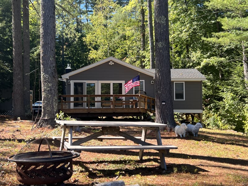 Wolfeboro Crescent Lake waterfront vacation rental — 3BR, sleeps 6