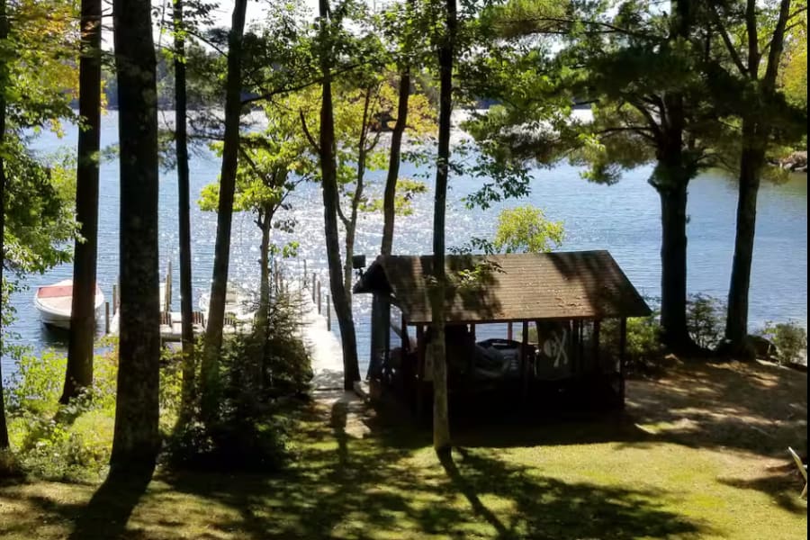 Wolfeboro Winnipesaukee waterfront vacation rental — 4BR, sleeps 10 — photo 1
