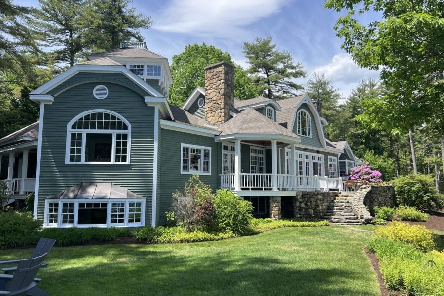 Property 512 — photo 1