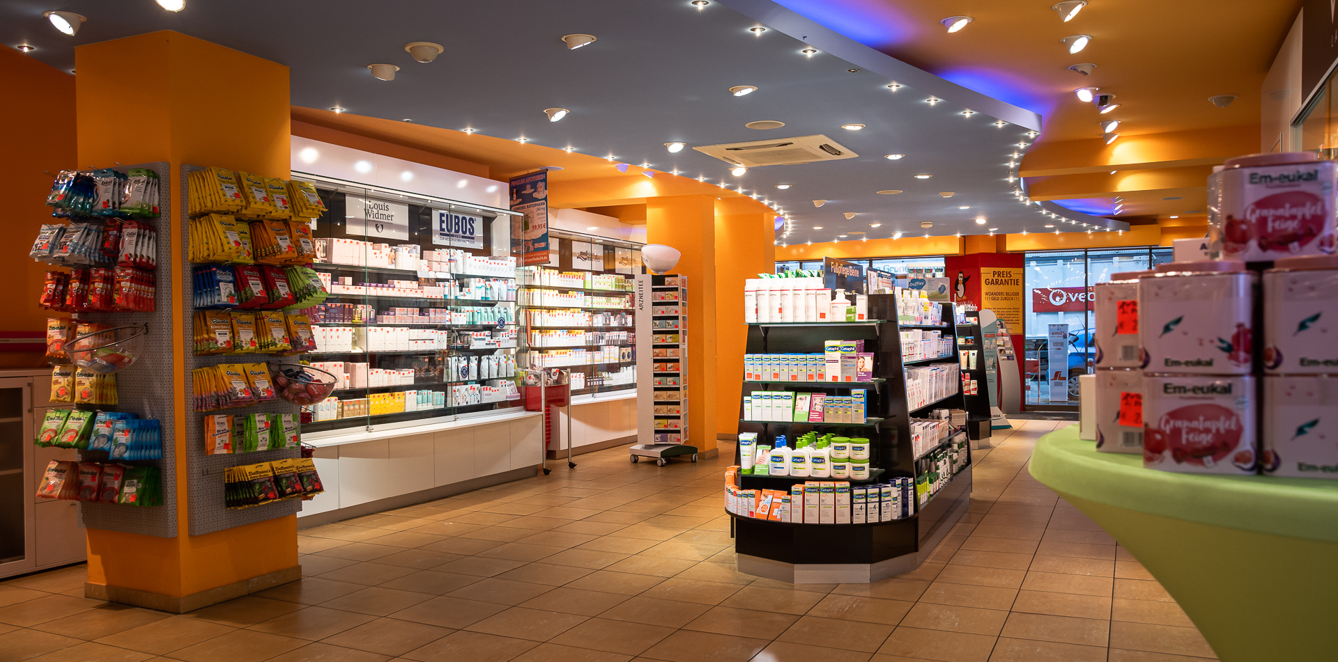 Beratung in der Pinguin Apotheke Mühlenstraße