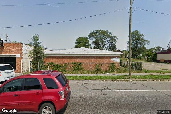 11371 E 7 MILE RD