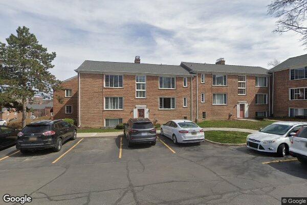 401 Nob Hill Ct