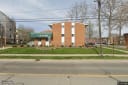 Island Dr. Complex