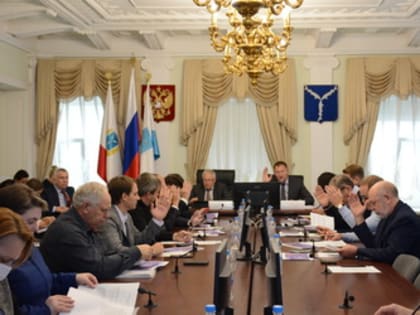 Направляются дополнительные средства на заработные платы, образовательные учреждения, строительство новых дорог