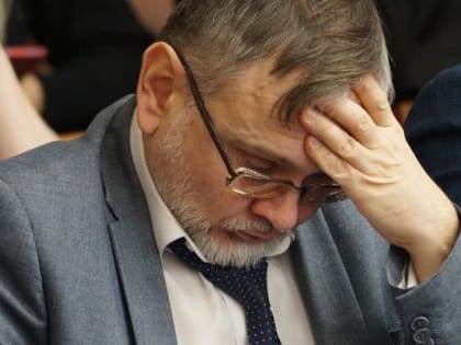 Изменения в руководстве: новые назначения и освобождения