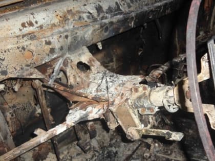 Утром в Солнечном горели четыре припаркованные авто