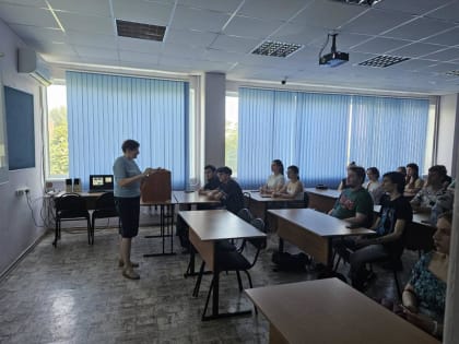 Лекция доктора биологических наук, профессора, главного научного сотрудника ФКУН «Российский научно-исследовательский противочумный институт  «Микроб» Роспотребнадзора» Абрамо