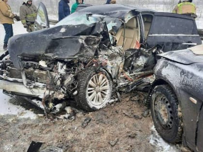 Массовое ДТП с фурой: есть пострадавшие