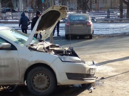 В Саратове из-за ДТП на Астраханской встали трамваи двух маршрутов