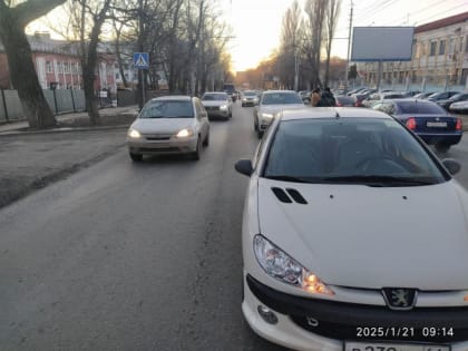 В Саратове у отдела полиции пенсионер на 