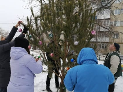 Николай Панков сделал новогодний подарок жителям военного городка в Вольске