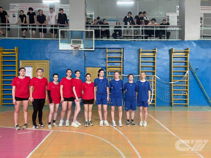 СпортЗАл. ТОВАРИЩЕСКИЕ МАТЧИ ПРОШЛИ В СПОРТИВНОМ ЗАЛЕ ИНСТИТУТА