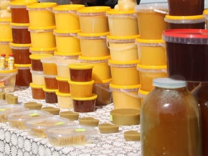 На Театральной площади откроется пятидневная медовая ярмарка