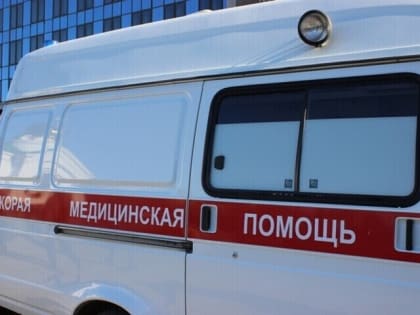 Десятилетняя девочка, на которую упали футбольные ворота, умерла