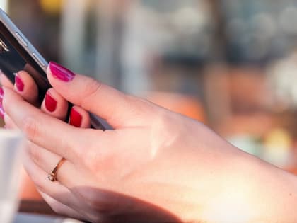 Заработать "на бирже". Женщина перевела мошенникам больше миллиона