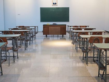 В Саратовской области из-за ОРВИ полностью ушли на карантин 20 школ и детсад