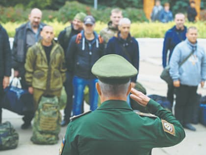 Сергей Обухов — «Независимой газете»: Гражданские и военные власти ищут друг у друга стрелочников