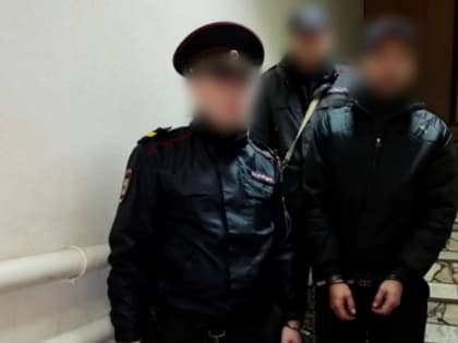 Саратовец пришел к подруге повесить полку и избил ее до смерти. Приговор