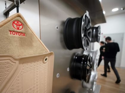 Toyota возобновила поставки запчастей в Россию