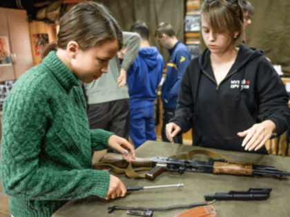 Военная подготовка возвращается в школы