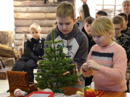 Музейное занятие «Тайна ёлочной игрушки»