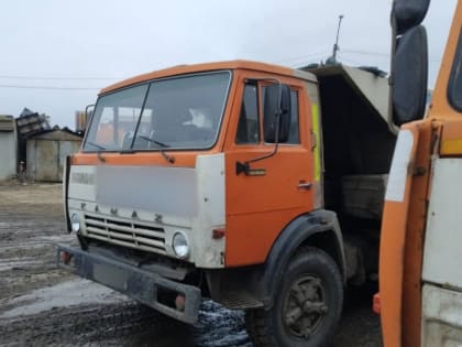 Арест двух грузовиков убедил саратовца оплатить ущерб в 900 тысяч