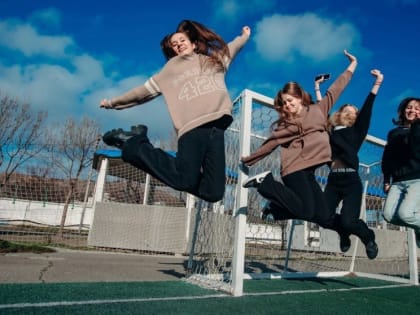 Петровские школьницы прошли курс образовательной программы «Технолидер»