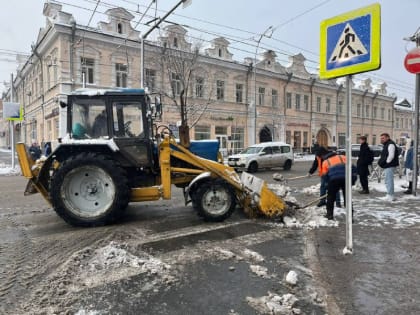 Благоустройство городских улиц в Саратове