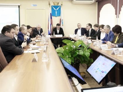 В облдуме обсудили меры поддержки и привлечения в регион IT-специалистов