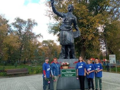 День создания женских авиационных полков в Саратове